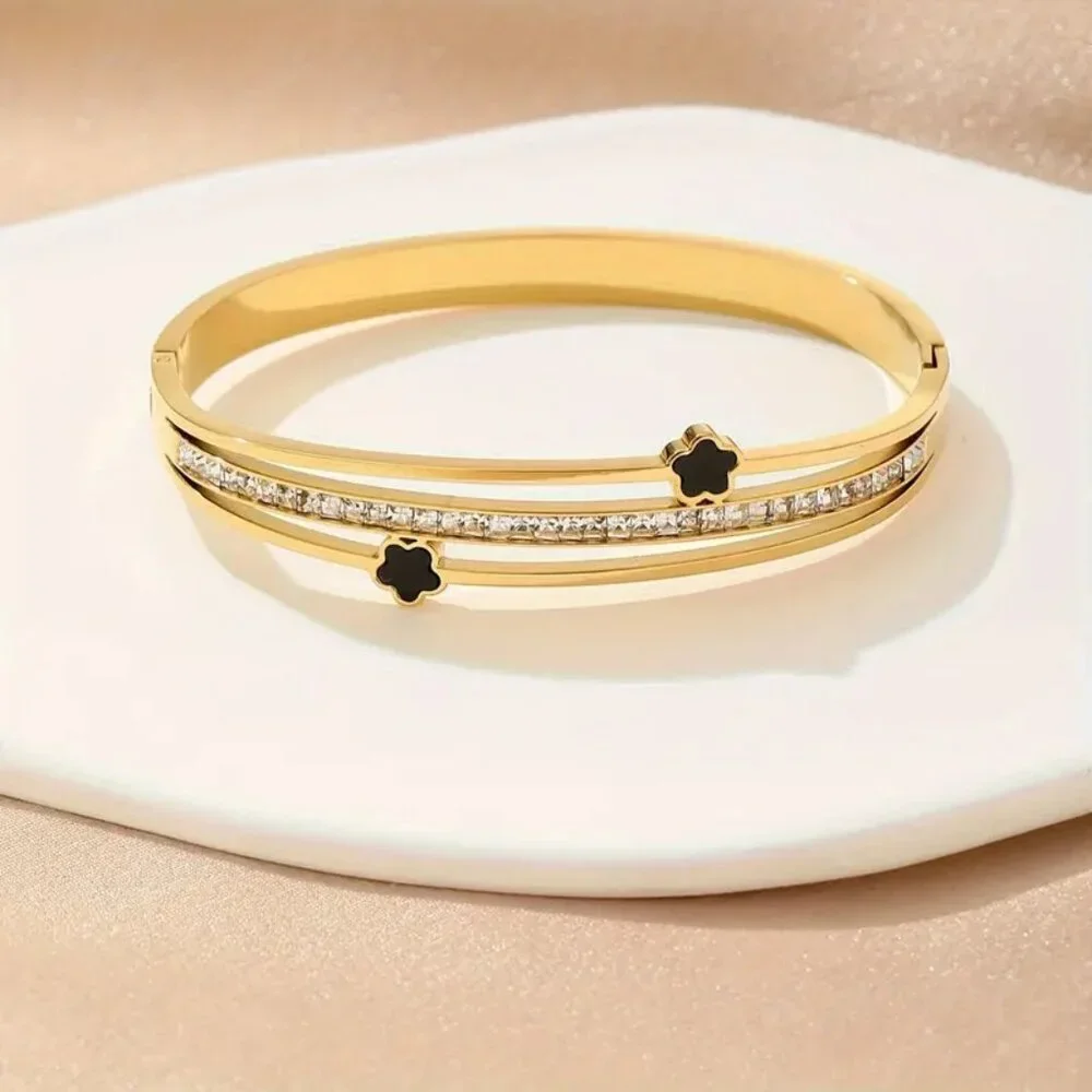 NEW! STAINLESS STEEL Clover & CRYSTALS BRACELET